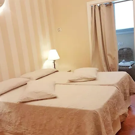 Отель Gallo Nero 3*